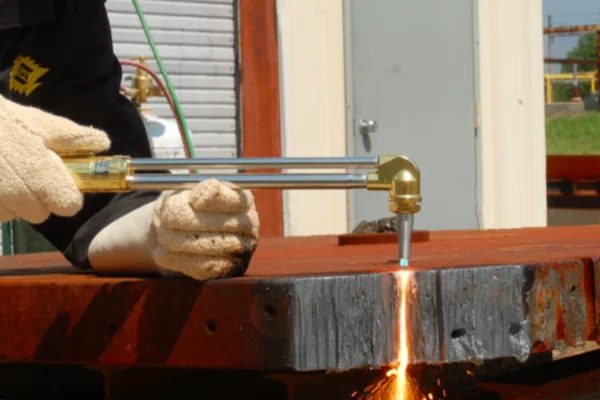 Entredesa_cursos_tecnicosadministrativos_desarrollo_habilidades_soldadura_oxiacetilenica_OAW