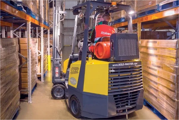 Entredesa_seguridadindutrial_proteccioncivil_operacion_segura_montacargas_articulado